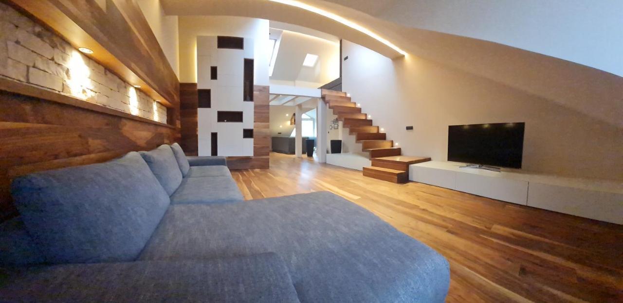Wolfova Apartment Ljubljana Buitenkant foto