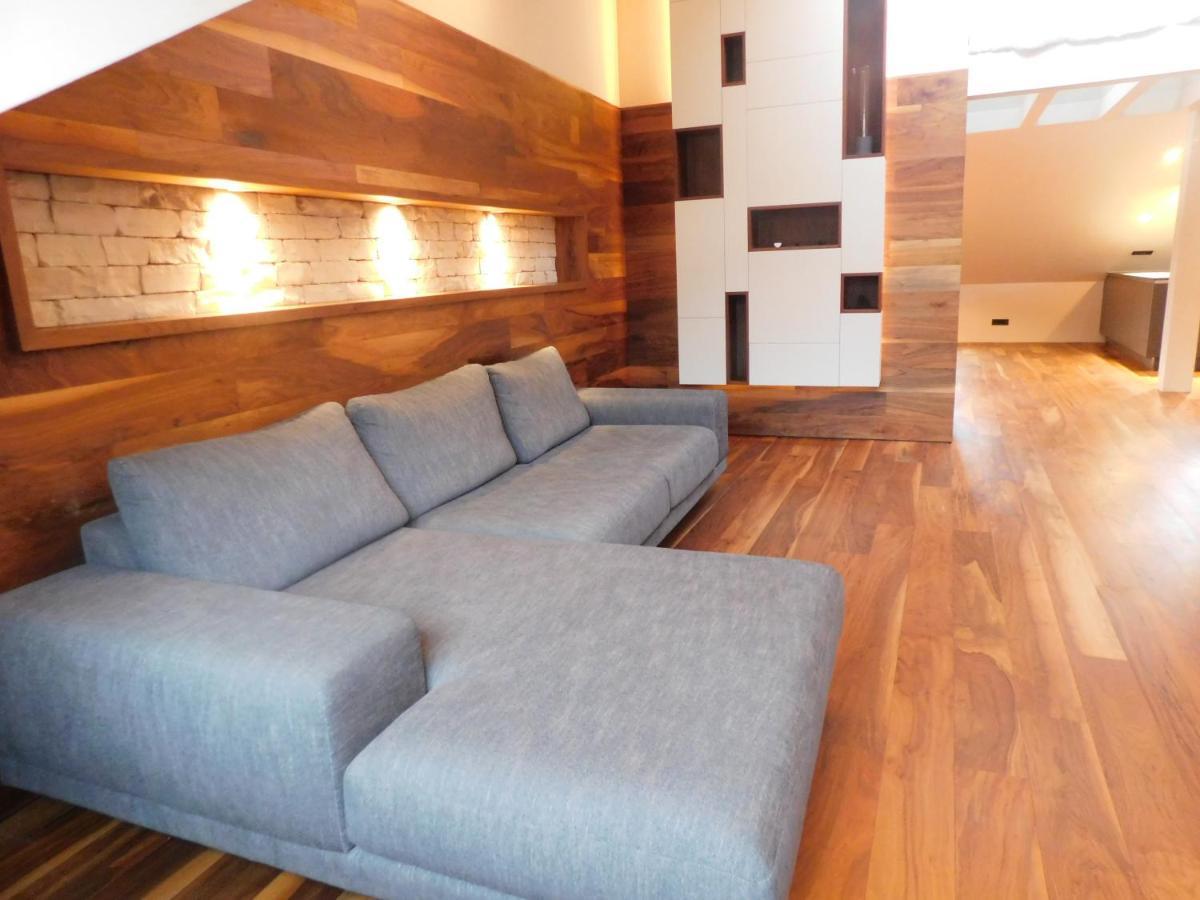 Wolfova Apartment Ljubljana Buitenkant foto